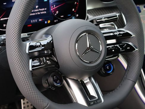 New 2026 Mercedes-Benz C 43 AMG 4MATIC Sedan image 21