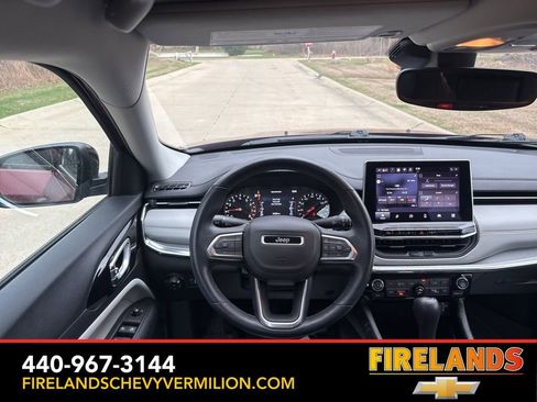 Used 2022 Jeep Compass Limited image 44