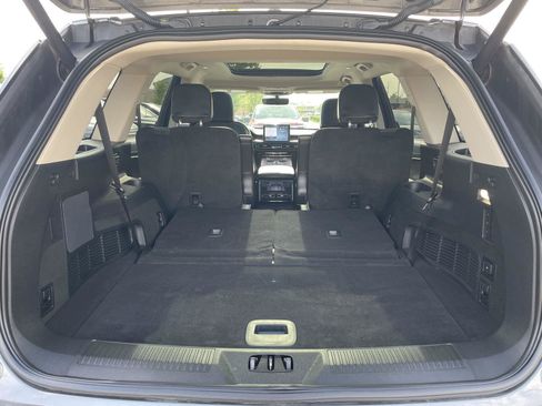 Used 2023 Lincoln Aviator Reserve w/ Equipment Group 201A AWD/4WD image 42