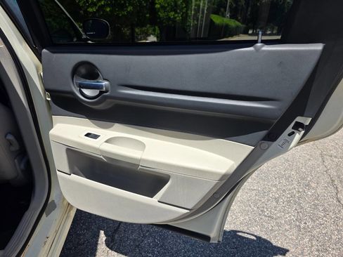 Used 2005 Dodge Magnum R/T w/ Convenience Group II RWD image 27