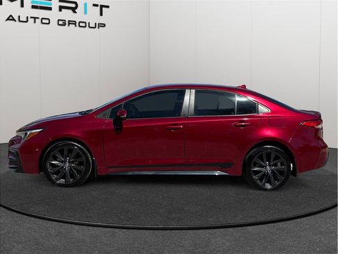 Used 2023 Toyota Corolla SE image 5