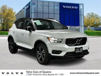 Used 2021 Volvo XC40 T5 R-Design w/ Climate Package