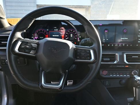 Used 2025 Ford Mustang GT Premium image 27