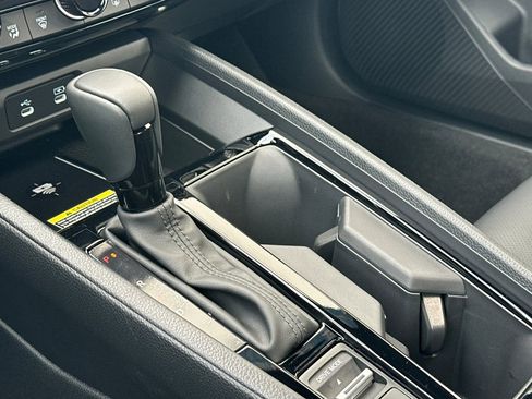 Used 2025 Honda Accord Sport image 24