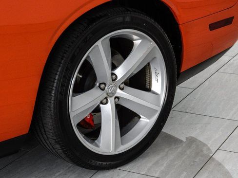 Used 2009 Dodge Challenger SRT8 w/ SRT Option Group II RWD image 52