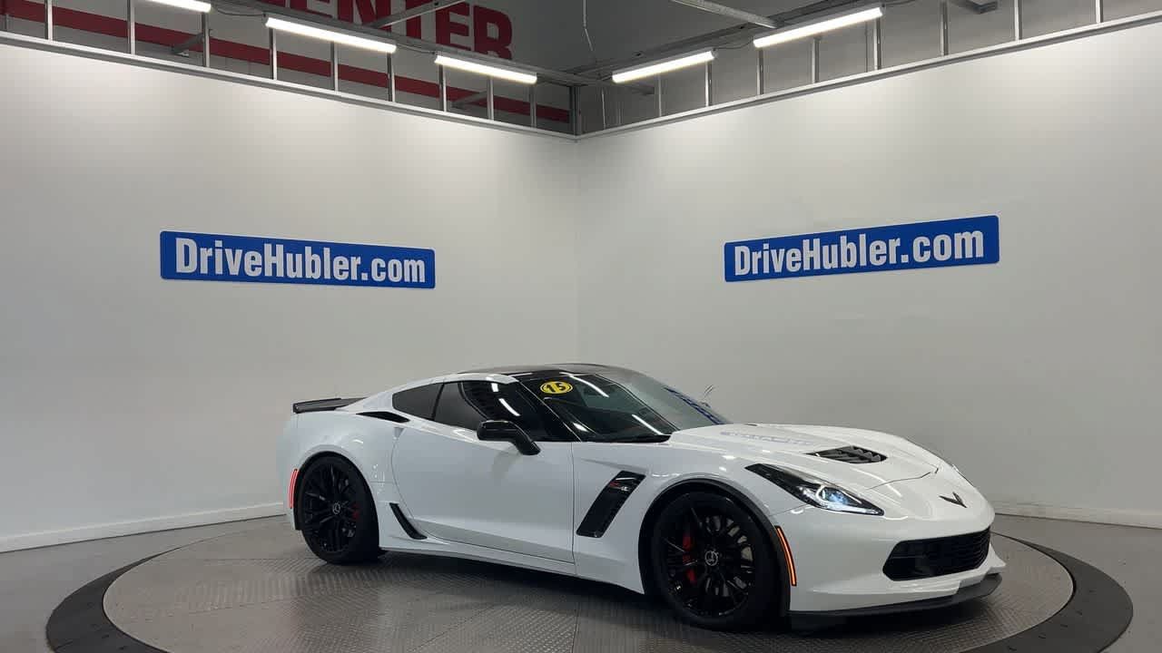 Used 2015 Chevrolet Corvette Z06 w/ 3LZ Preferred Equipment Group RWD image 4