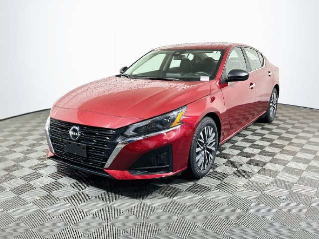 Used 2025 Nissan Altima 2.5 SV FWD image 5