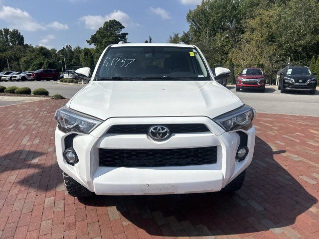 Used 2018 Toyota 4Runner SR5 Premium AWD/4WD image 22
