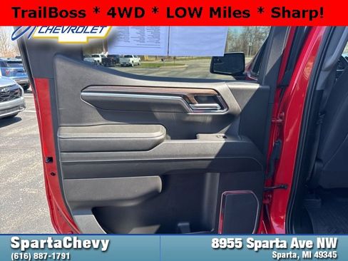 Used 2024 Chevrolet Silverado 1500 LT Trail Boss w/ Protection Package image 14