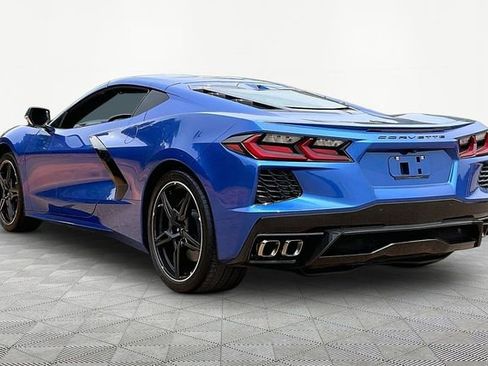 Used 2020 Chevrolet Corvette Stingray Preferred Cpe w/ 2LT Preferred Equipment Group RWD image 4