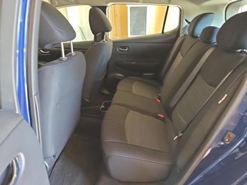 Used 2025 Nissan Leaf S FWD image 8
