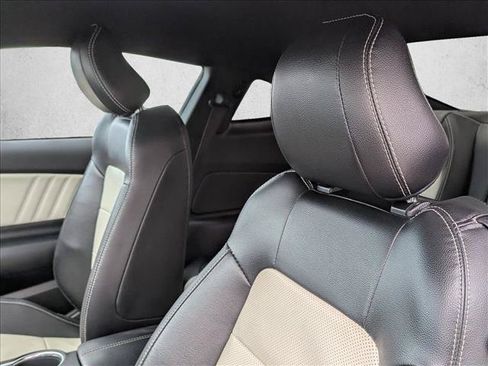 Used 2022 Ford Mustang Premium RWD image 14