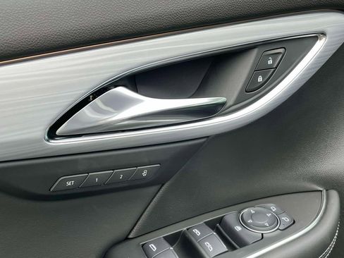 New 2026 Buick Envision Avenir image 21