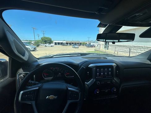 Used 2019 Chevrolet Silverado 1500 LT w/ Texas Edition AWD/4WD image 17