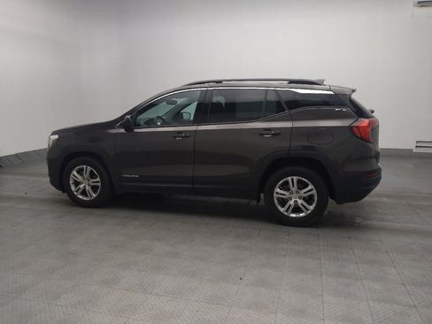 Used 2019 GMC Terrain SLE w/ Driver Convenience Package FWD image 3