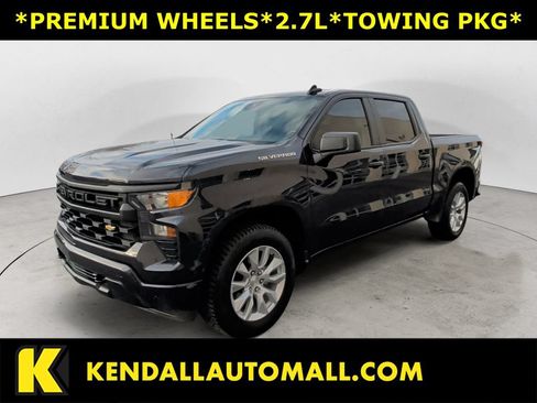 Used 2023 Chevrolet Silverado 1500 Custom RWD image 1