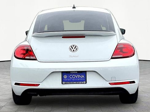 Used 2017 Volkswagen Beetle 1.8T Classic image 5