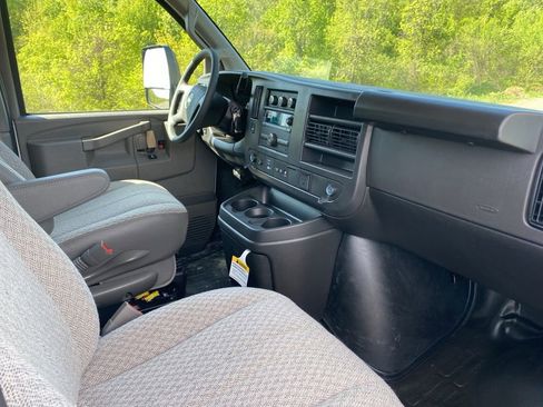 New 2026 Chevrolet Express 3500 w/ Power Convenience Package RWD image 10