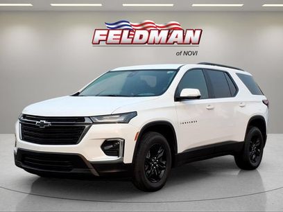 Used 2023 Chevrolet Traverse LT