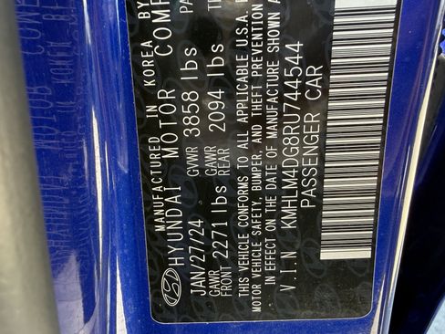 Used 2024 Hyundai Elantra SEL image 34