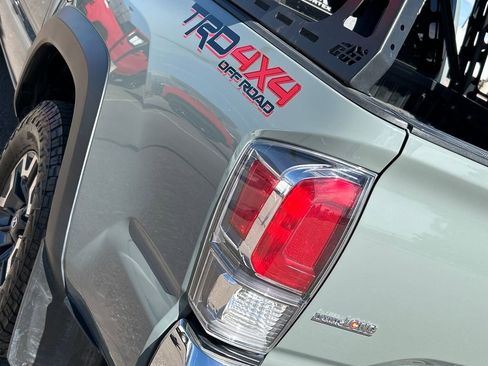 Used 2023 Toyota Tacoma TRD Off-Road image 24