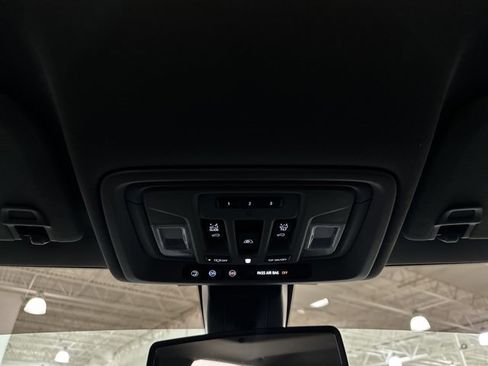 Used 2022 GMC Sierra 2500 Denali image 34