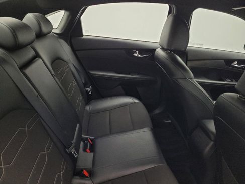 Used 2020 Kia Forte GT-Line image 19