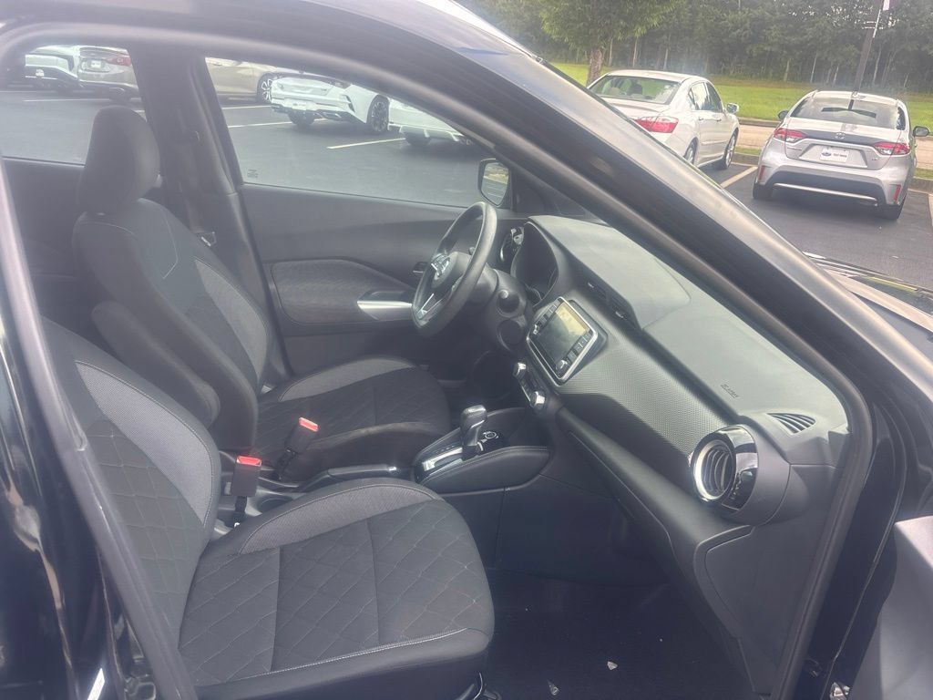 Used 2020 Nissan Kicks SV FWD image 5