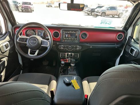 Used 2022 Jeep Wrangler Unlimited Rubicon w/ Cold Weather Group image 25