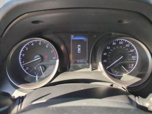 Used 2021 Toyota Camry SE FWD image 20
