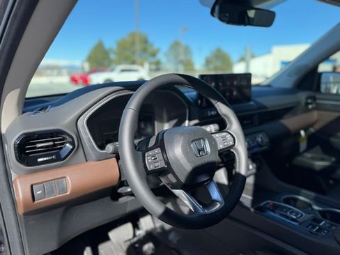 New 2026 Honda Pilot Touring image 12