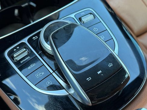 Used 2018 Mercedes-Benz E 400 Coupe image 31