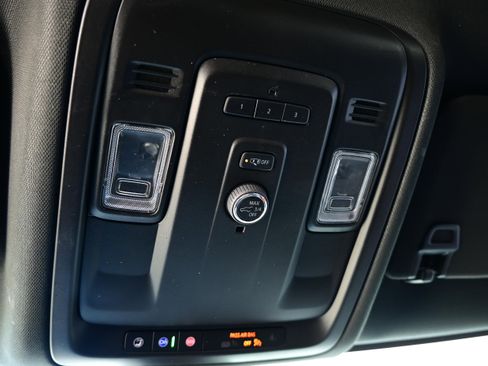 Used 2022 Chevrolet Tahoe LT image 26