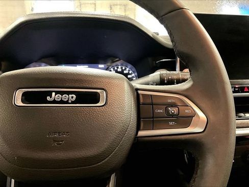 Used 2024 Jeep Compass Latitude AWD/4WD image 24