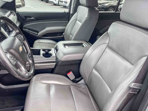 Used 2017 Chevrolet Tahoe LT w/ Luxury Package image 16