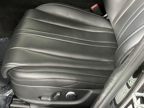 Used 2023 Genesis G80 2.5T AWD/4WD image 12
