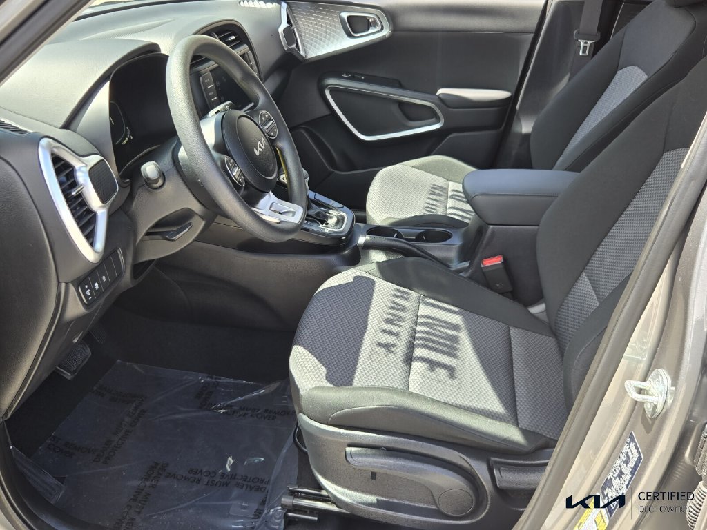 Certified 2024 Kia Soul LX w/ Option Group 015 FWD image 10