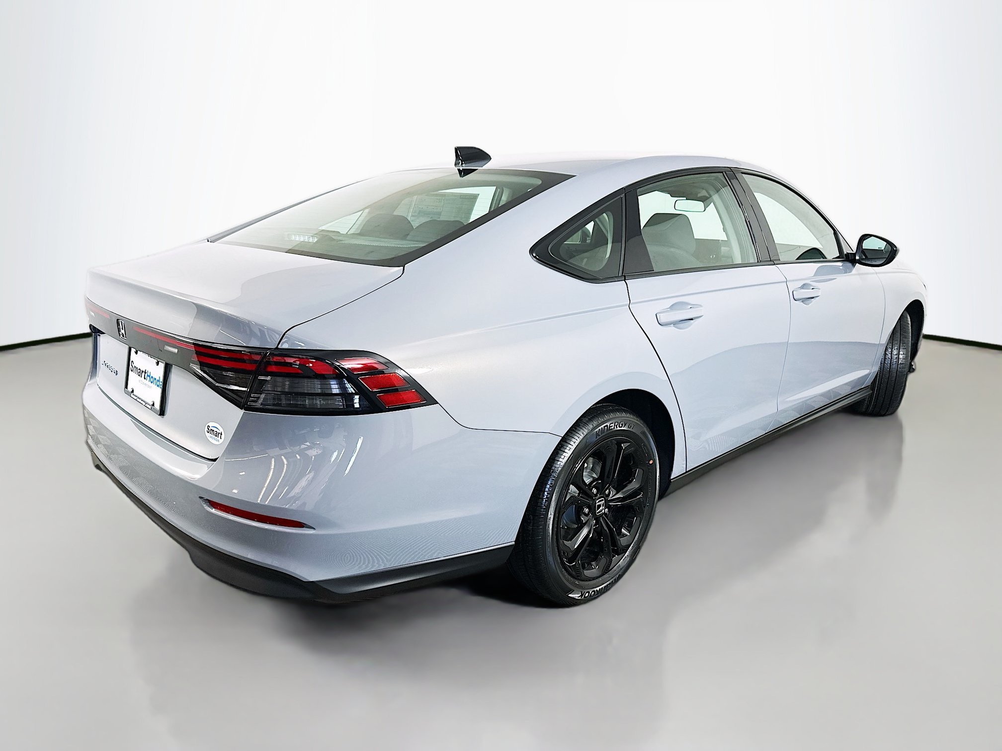 Certified 2025 Honda Accord SE image 7
