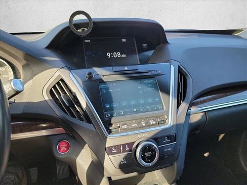 Used 2020 Acura MDX FWD image 18