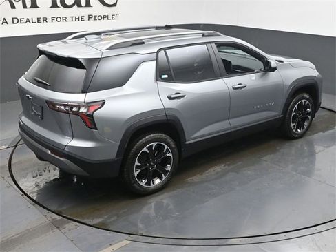 New 2026 Chevrolet Equinox LT image 18