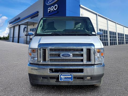 New 2024 Ford E-450 and Econoline 450 Super Duty w/ Power Windows & Locks Group RWD image 6