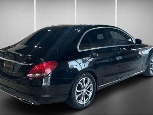 Used 2018 Mercedes-Benz C 300 Sedan image 6