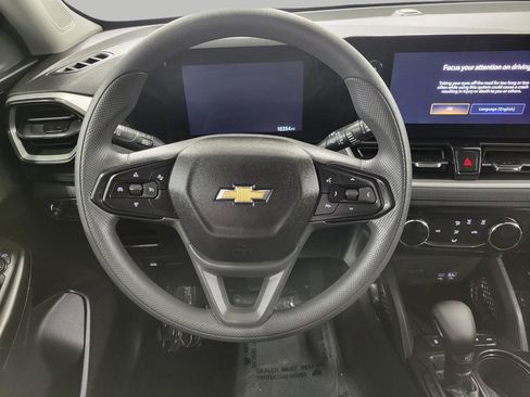 Used 2025 Chevrolet TrailBlazer LT image 6