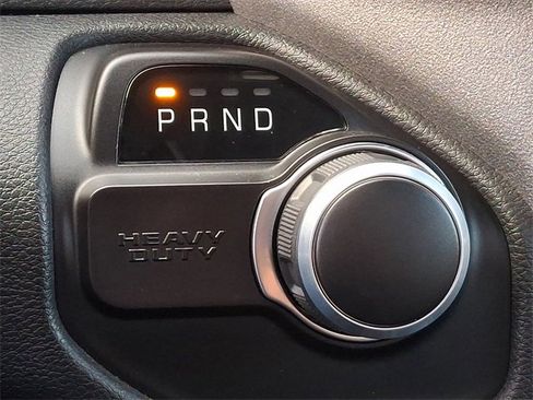 Used 2024 RAM 2500 Tradesman w/ Chrome Appearance Group image 13