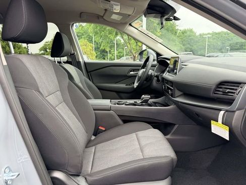 New 2026 Nissan Rogue SV AWD/4WD image 10