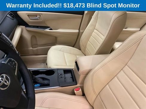 Used 2015 Toyota Camry XSE image 10