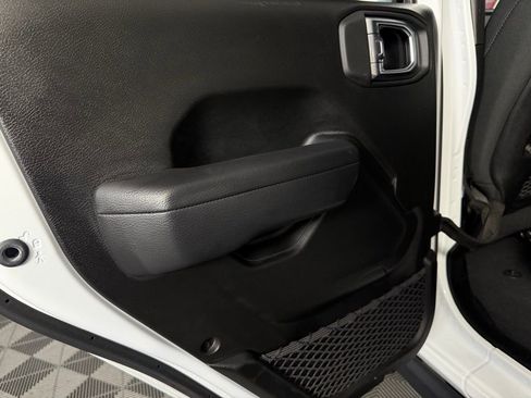 Used 2025 Jeep Wrangler Unlimited Rubicon 4xe w/ Safety Group image 27