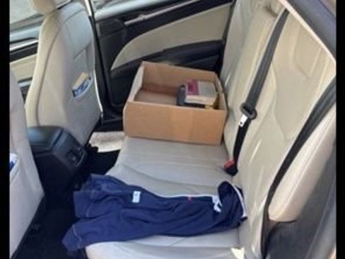 Used 2017 Ford Fusion Titanium FWD image 10