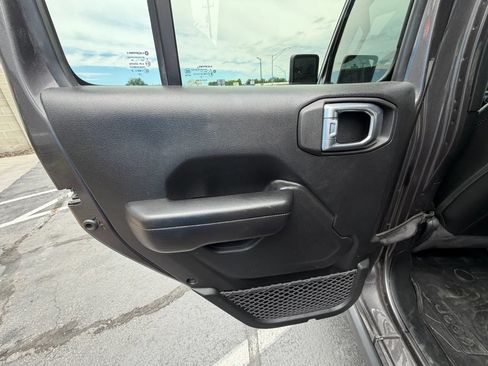 Used 2021 Jeep Wrangler Unlimited Sport AWD/4WD image 19