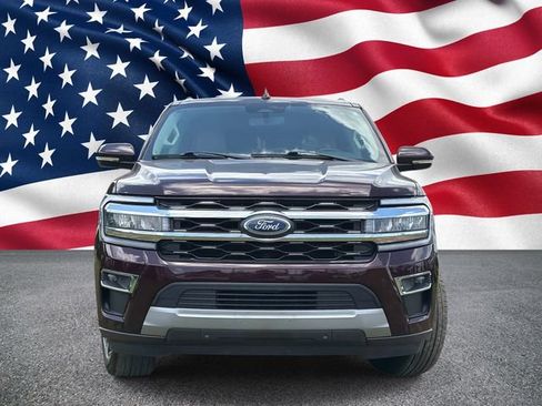 Certified 2024 Ford Expedition Limited RWD image 4